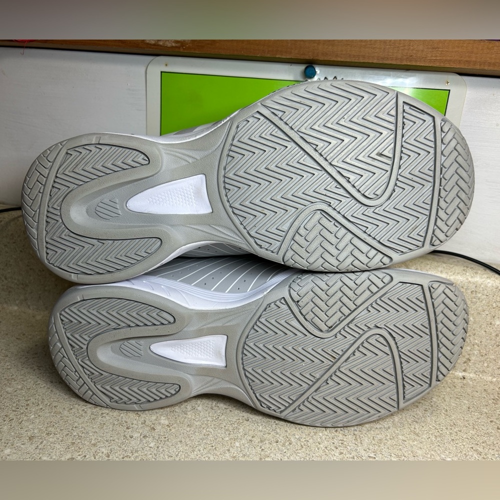 K-Swiss Court Express Pickleball Sneakers Women’s Size 10 GUC - Picture 9 of 9